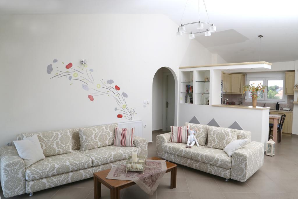 Konstantinos Luxury Apartment Keramotí Eksteriør bilde