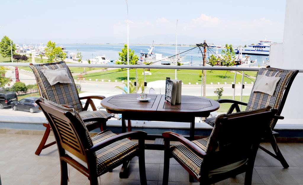Konstantinos Luxury Apartment Keramotí Eksteriør bilde